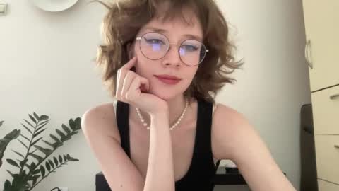 Snapshot of ms_christiana chatting on June 5, 2:45 pm ms_christiana online show from June 5, 2:45 pm