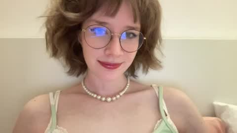 Snapshot of ms_christiana chatting on June 8, 6:41 pm ms_christiana online show from June 8, 6:41 pm