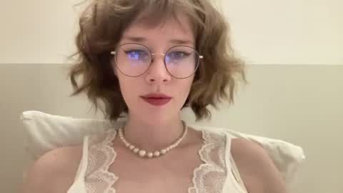 Snapshot of ms_christiana chatting on June 14, 6:54 pm ms_christiana online show from June 14, 6:54 pm