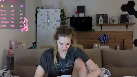 Snapshot of ms_foryou chatting on March 11, 3:37 am Ms ForYOU online show from March 11, 3:37 am