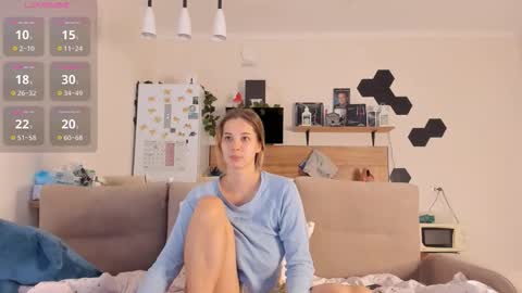 Snapshot of ms_foryou chatting on September 14, 4:22 am Ms ForYOU online show from September 14, 4:22 am