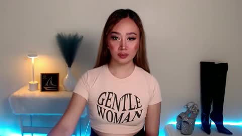 Snapshot of ms_lhaydeebunny chatting on September 25, 5:44 am Evon online show from September 25, 5:44 am