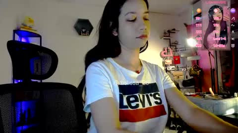 MISS LISSA online show from April 18, 4:55 pm