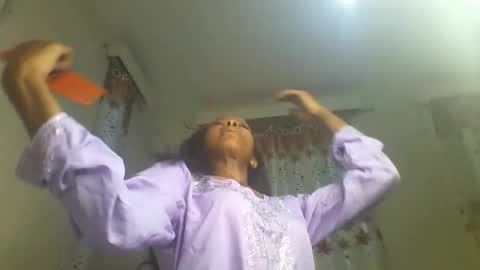 Snapshot of ms_luxe chatting on February 5, 8:02 pm ms_luxe online show from February 5, 8:02 pm