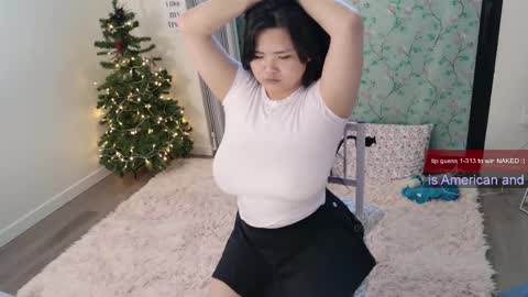 Snapshot of ms_mochii chatting on February 22, 11:13 pm R o r i SnapChat heyroriv2 wednesday - sunday Noon oclock mountain - 5pm mountain online show from February 22, 11:13 pm