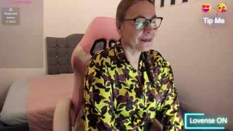 ms_samanta online show from March 20, 11:04 am