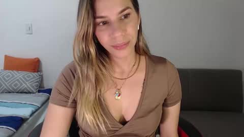 Sofia online show from October 3, 2:52 am
