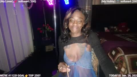 Snapshot of ms_waterworks chatting on January 29, 6:01 am DaPussyFairy online show from January 29, 6:01 am