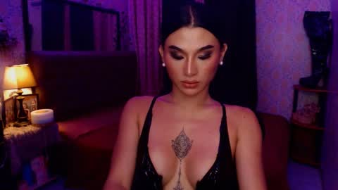 Thea online show from December 10, 9:33 am