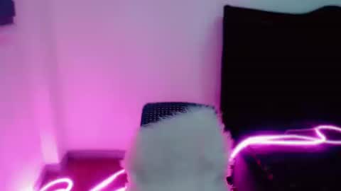 Snapshot of mscherry_ chatting on December 18, 6:25 pm mscherry_ online show from December 18, 6:25 pm