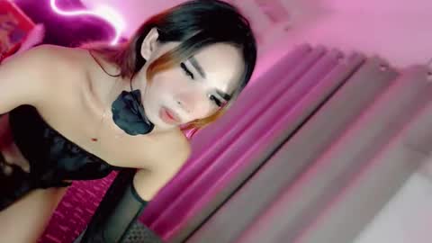 mscherry_ online show from March 1, 11:12 am