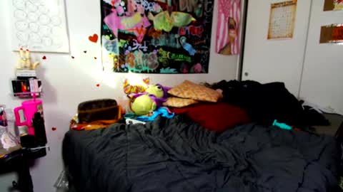 Cunty Luxxe online show from April 23, 3:58 pm