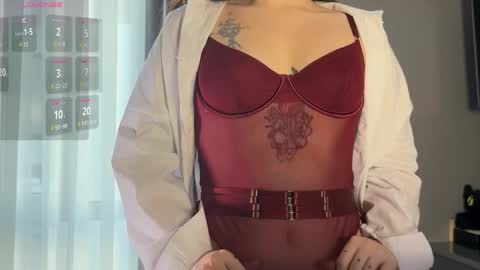 Lucy online show from March 8, 5:22 am