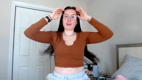 Snapshot of msrubyhayes chatting on February 18, 6:15 pm Ruby online show from February 18, 6:15 pm