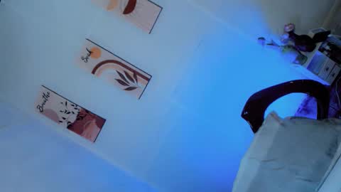 Snapshot of mss_pinky chatting on December 20, 12:34 pm Pinky Wilson online show from December 20, 12:34 pm