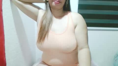 msseksi_love online show from April 15, 9:59 pm
