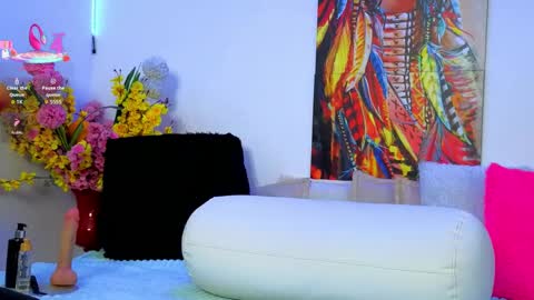 Snapshot of msskarla chatting on April 20, 12:19 pm karla online show from April 20, 12:19 pm
