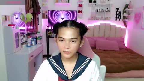 tefany online show from March 5, 5:53 pm