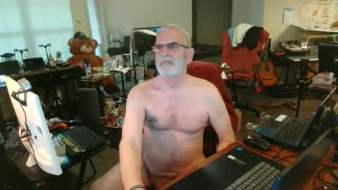 mt2much online show from April 12, 9:31 pm