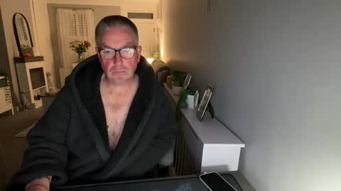 mtb1697 online show from October 19, 12:00 am