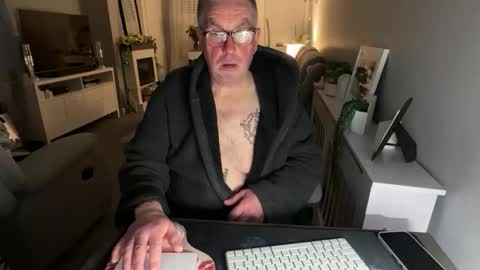 mtb1697 online show from February 15, 11:45 pm