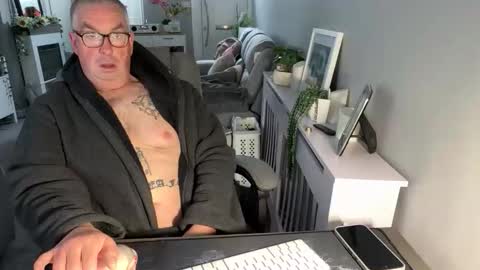 mtb1697 online show from April 11, 8:51 am