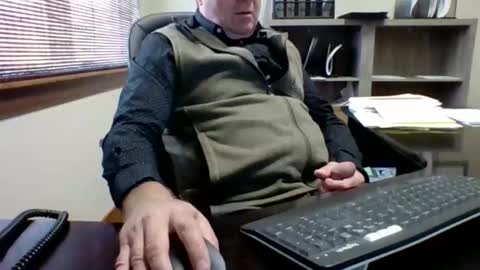 mttoker online show from April 22, 3:02 pm