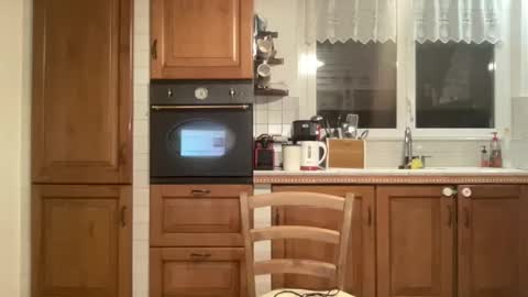 Snapshot of much_fun1 chatting on January 14, 5:23 pm much_fun1 online show from January 14, 5:23 pm