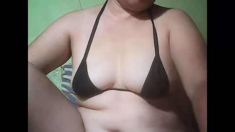 muffy_bunny online show from February 2, 11:00 pm