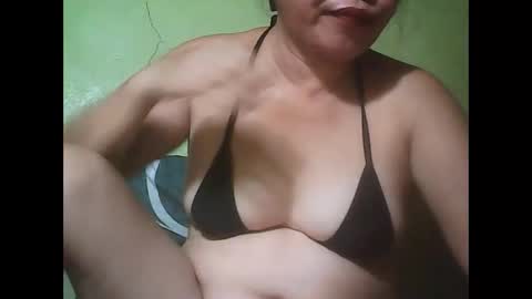 muffy_bunny online show from October 1, 7:25 am