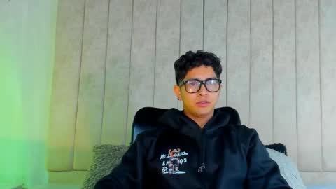 Snapshot of muichiro_tokito1 chatting on January 20, 4:32 am muichiro tokito1 online show from January 20, 4:32 am