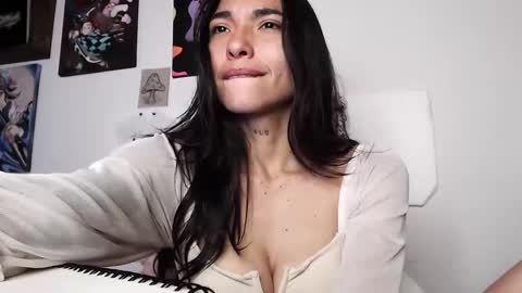 Snapshot of mulan_o chatting on December 24, 3:37 pm JESSICA online show from December 24, 3:37 pm