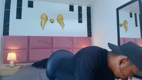 Muller Asher online show from September 24, 3:32 am