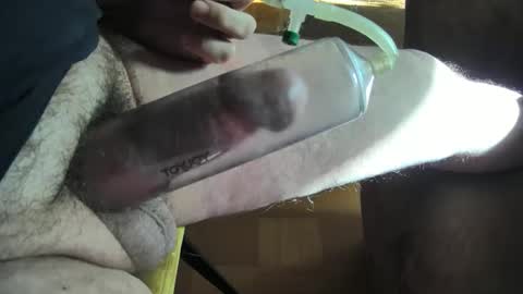 Snapshot of multiplecumandorgasm chatting on November 15, 10:45 am Juicy German Cock online show from November 15, 10:45 am