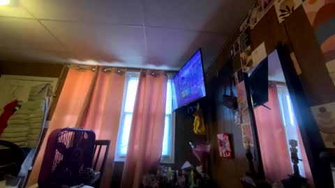 mumnxdor online show from April 10, 11:04 am