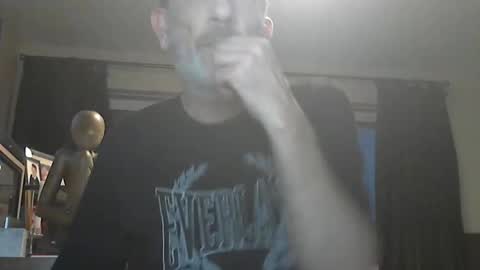 Snapshot of munch10 chatting on May 24, 8:47 pm munch10 online show from May 24, 8:47 pm