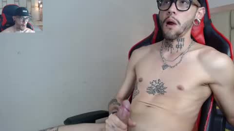 murdok  online show from December 22, 6:49 am