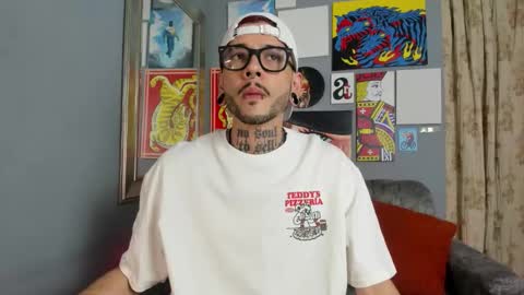 murdok  online show from October 27, 5:11 am