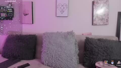 Snapshot of muriell_69 chatting on September 15, 7:03 pm muriell_69 online show from September 15, 7:03 pm