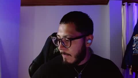 David Big online show from November 12, 6:52 pm