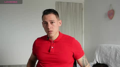 muscle_king_cum online show from April 6, 2:29 pm