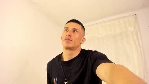 Muscle Man online show from November 15, 10:15 pm