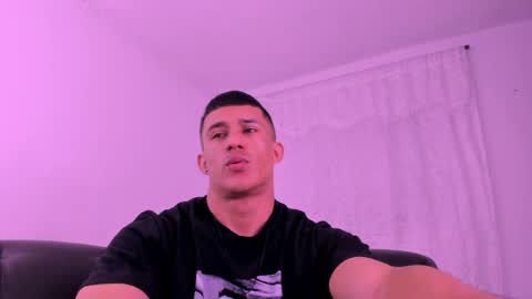 Muscle Man online show from April 8, 12:38 pm