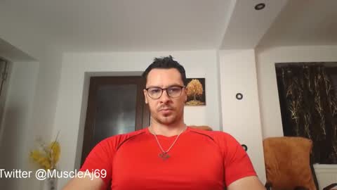 Snapshot of muscleaj69 chatting on November 2, 3:36 pm AJ online show from November 2, 3:36 pm