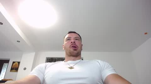 Snapshot of muscleaj69 chatting on June 20, 5:54 am AJ online show from June 20, 5:54 am