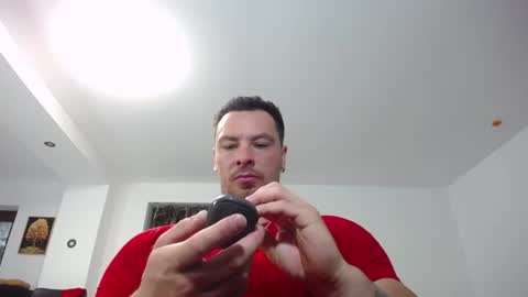 Snapshot of muscleaj69 chatting on June 29, 5:25 am AJ online show from June 29, 5:25 am