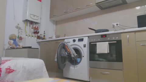 Snapshot of musclesqueen chatting on January 14, 4:40 pm MusclesQueen online show from January 14, 4:40 pm