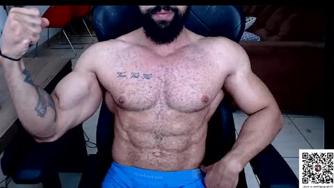 Snapshot of muscleweed420 chatting on November 2, 10:23 pm Ragnar online show from November 2, 10:23 pm