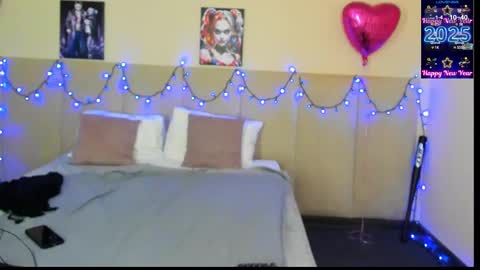 Snapshot of musclexxxbarbie chatting on February 16, 4:53 pm Eva online show from February 16, 4:53 pm