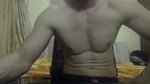 Snapshot of musculargod chatting on December 1, 9:48 pm SexyMuscled online show from December 1, 9:48 pm